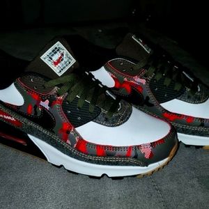 AIR MAX 90'S